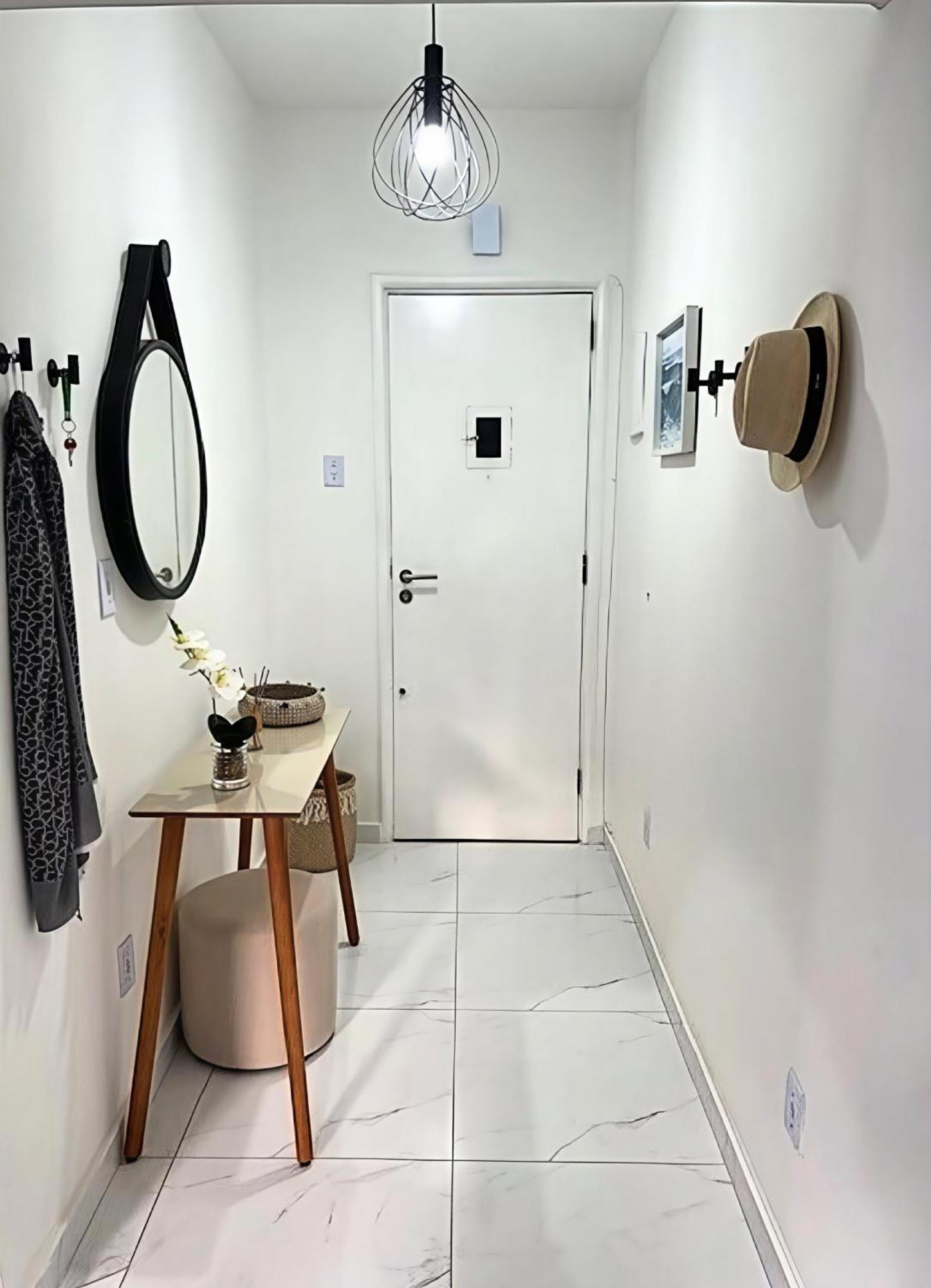 4 Min Walk To Copacabana Beach! 1br Above Historic Roxy Theater Apartamento Rio de Janeiro